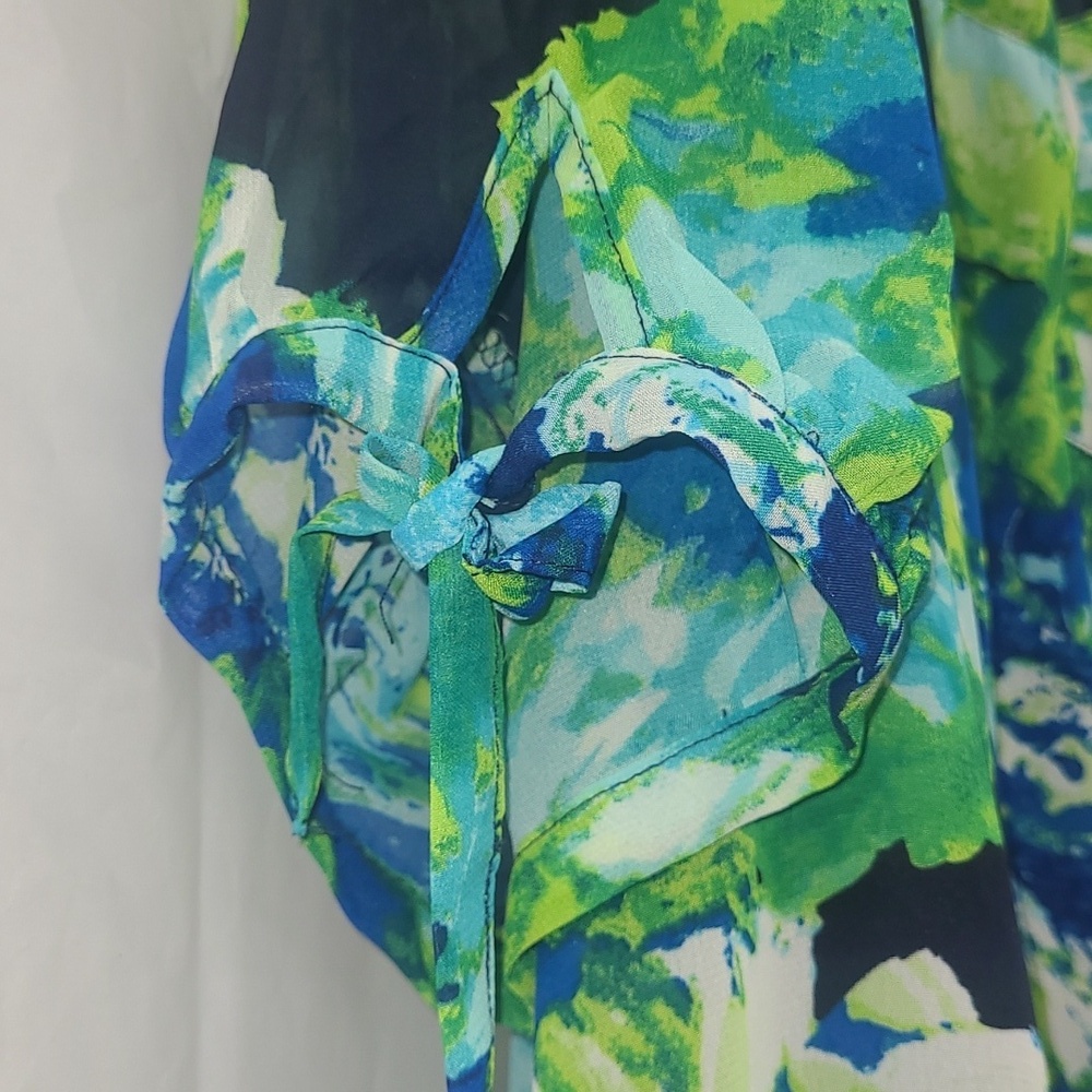 Short Sleeve Blouse Top Black W Green Blue Floral Print - Picture 3 of 10